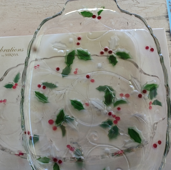 Antique Dinnerware - Picture 5 of 7